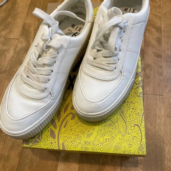 Mix No. 6 Ebele Sneakers, Women's Size 7W - Picture 3 of 4